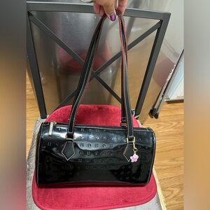 Arcadia Black Barrel Pattern leather handbag Like New